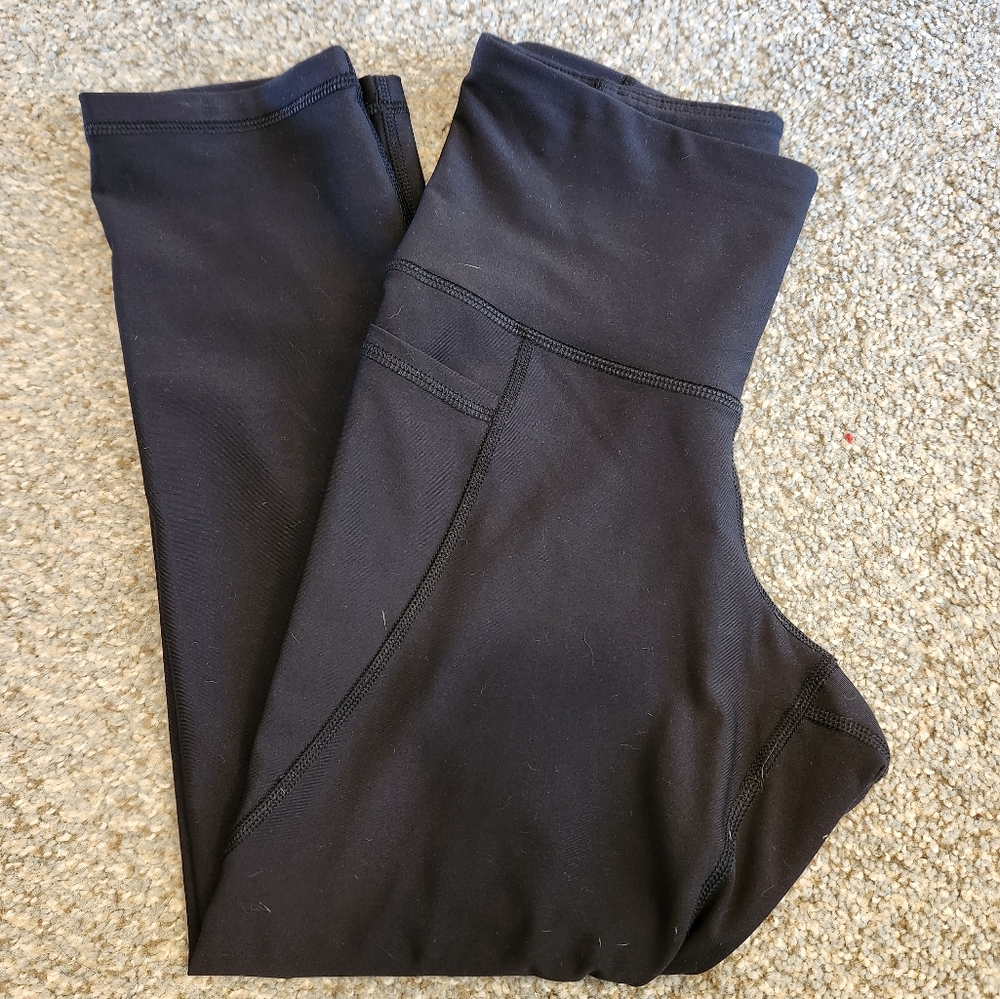 Cropped Old Navy Active Leggings